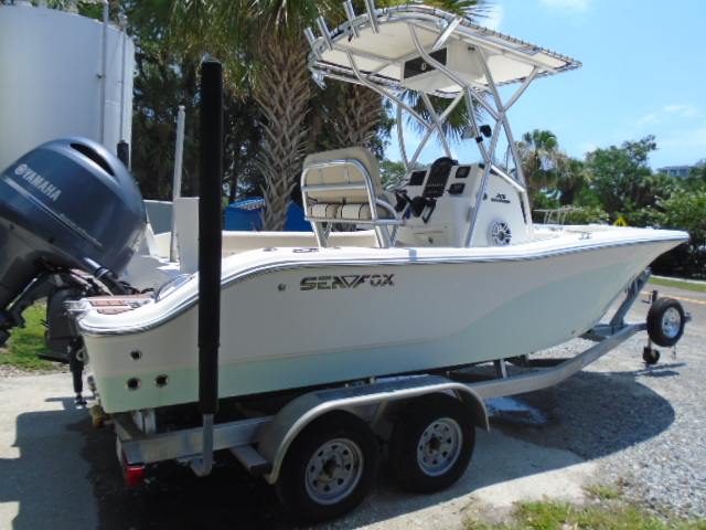 2018 Sea Fox 206 Commander